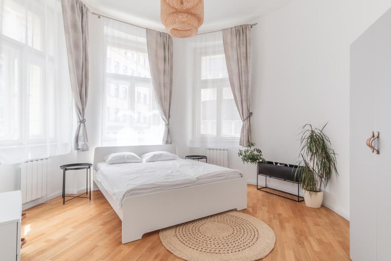 Luminous Apartment For 2 Near Wenceslas Square By Prague Days Esterno foto