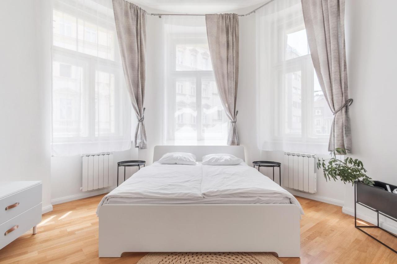 Luminous Apartment For 2 Near Wenceslas Square By Prague Days Esterno foto